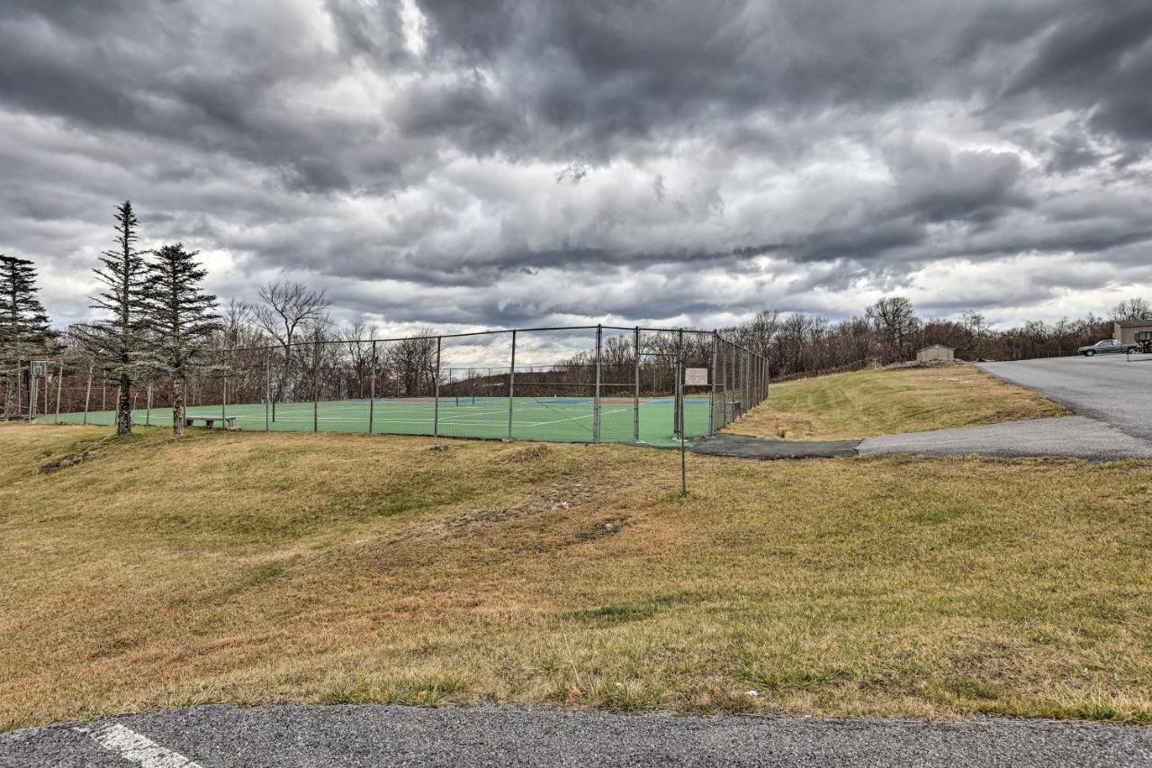 Beech Mountain Resort Condo With Pool Access And Views Luaran gambar